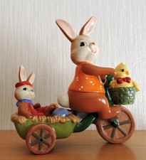 Goebel Hase auf Dreirad mit