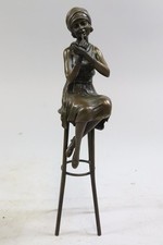 Erotische Dame mit Lippenstift Bronze Skulptur signiert (GV345)