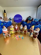 DISNEY 7 Zwerge aus Schneewittchen und die 7 Zwerge je 12 cm SIMBA aus Vitrine