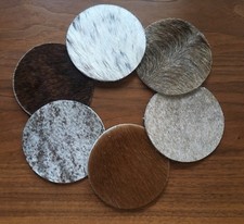 Glasuntersetzer aus Kuhfell -