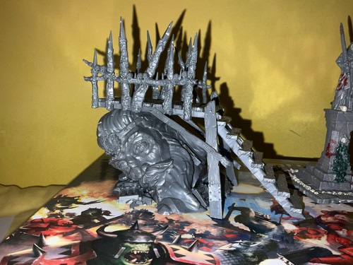 Warcry statue kopf gelände - warcry,
