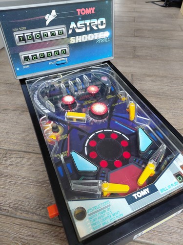 Retro tomy astro shooter - retro,