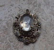 Tolle große silberfabene Art