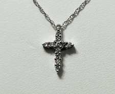 14k Weißgold natürlicher 0,15 ctw Diamant Kreuz Anhänger mit Kette 18 Zoll