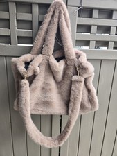 Grosse Webfell Tasche