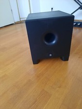 Yamaha HS 8S Aktiver 8" Bassreflex-Subwoofer