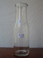 269❚ antike Milchflasche
