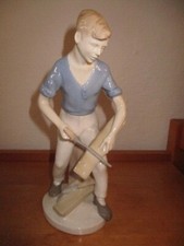 Schöne Porzellanfigur