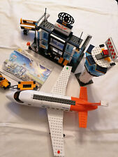 Lego Konstruktionsspielzeug Flughafen Flugzeug Aitport Jet Empfangshalle Set