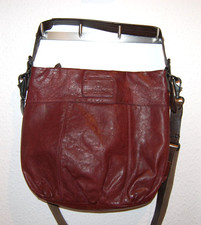 aunts & uncles,  Ledertasche