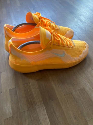 Nike free orange - nike, mal