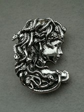 Medusa Brosche Anhänger