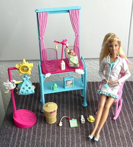 Barbie can newborn baby - can, be