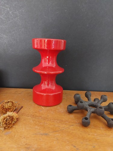 Roter steuler kerzenhalter von - kerzenhalter,