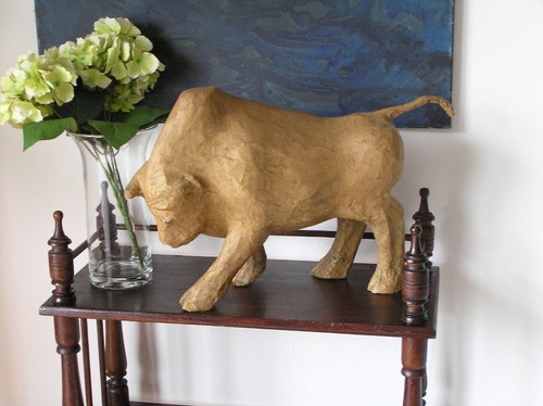 Alte figur skulptur stier - skulptur,