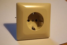 Merten M1 Steckdose mit