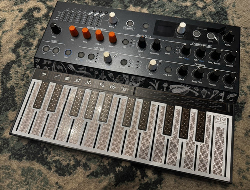 Arturia microfreak keyboard - microfreak,