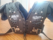 Schutt XV HD Skill Football Shoulder Pad, Large, 16-17, 36-38