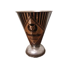 Luchs Messbecher Metall 50er Jahre. ca. 15 cm. Hoch 