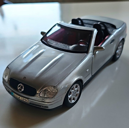 Maisto mercedes benz - mercedes-benz, 230