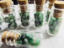 Smaragd, Rohsteine in Fläschchen, Swat Tal Pakistan