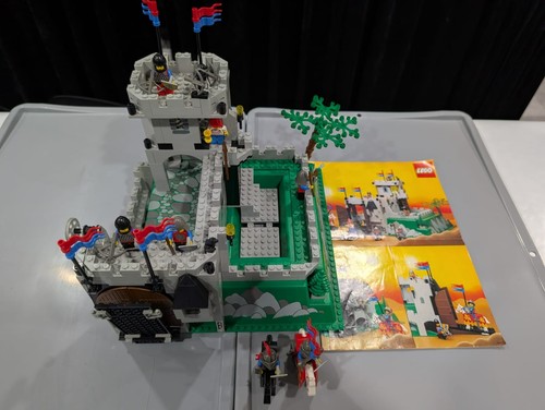 Lego castle 6081 king - castle,