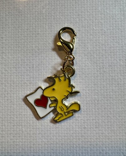 Snoopy woodstock peanuts - snoopy,