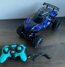 Ferngesteuertes Auto, RC Auto (DEFEKT)