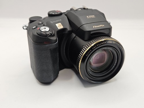 Fujifilm finepix s7000 - fujifilm,