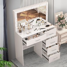 Waschtisch mit großem LED