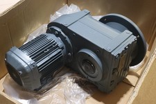 SEW FAF77 DRN90S4/TF Flachgetriebemotor FAF77DRN90S4/TF 1,1KW i=130,42 Unused OV