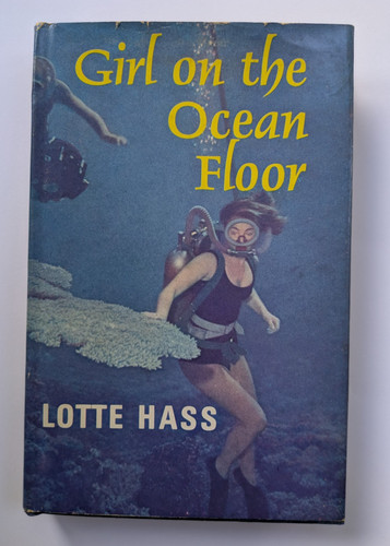 Girl the ocean - girl, lotte