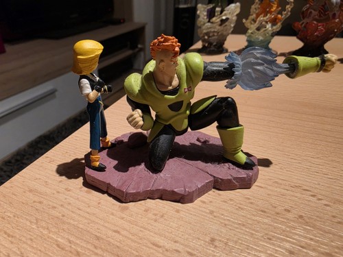 Dragonball android und 18 - z,