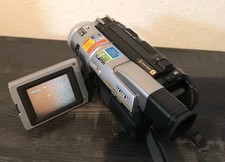 Sony DCR-TRV210E PAL Digital 8 (Hi8, Video8) Handycam Camcorder mit viel Zubehör