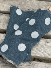Handstulpen Stulpen Pulswärmer Ökojersey petrol Dots Glitzer Silber 20 cm