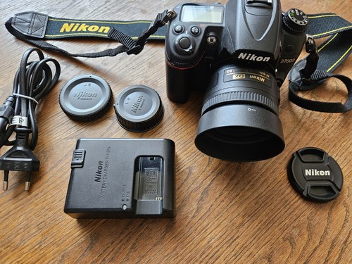 Nikon d7000 dslr - d,