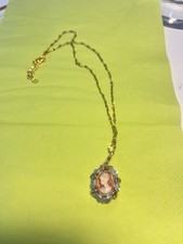 Vintage Kamee Anhänger mit