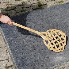 Teppichklopfer Matten Möbel Polster Kissen Decken uvm. Entstauben Mattenklopper