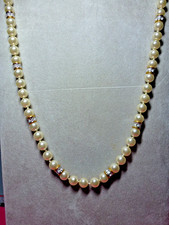 modifizierte  Perlenkette ca. 80 cm