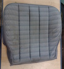 Sitzfläche vorne li/re