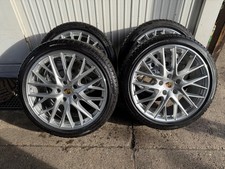 Original Porsche Panamera 971