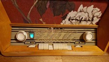 Restauriertes röhrenradio - restauriertes,