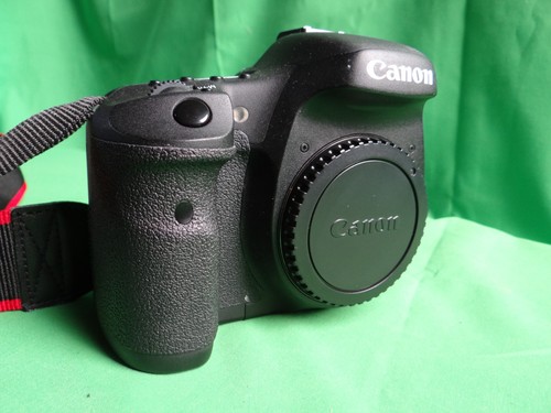 Canon eos body - 7d,