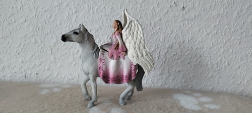 Schleich 72046 nuray auf pferd - schleich,