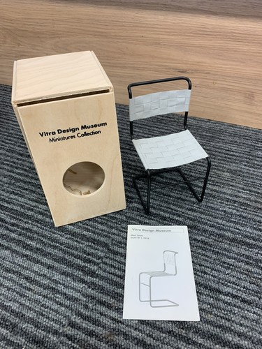 Vitra design museum miniatur - museum,