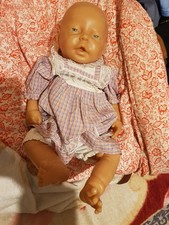 Babypuppe mit Weichkörper aus
