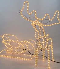 LED-Rentier mit Schlitten -