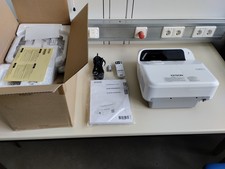 2x Epson EB-685W Beamer | NEU