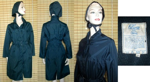 Blauer regenmantel - blauer,