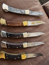 Konvolut Buck 110, 5 Originale Spezielle Edition  aus USA , mit Ledertaschen 